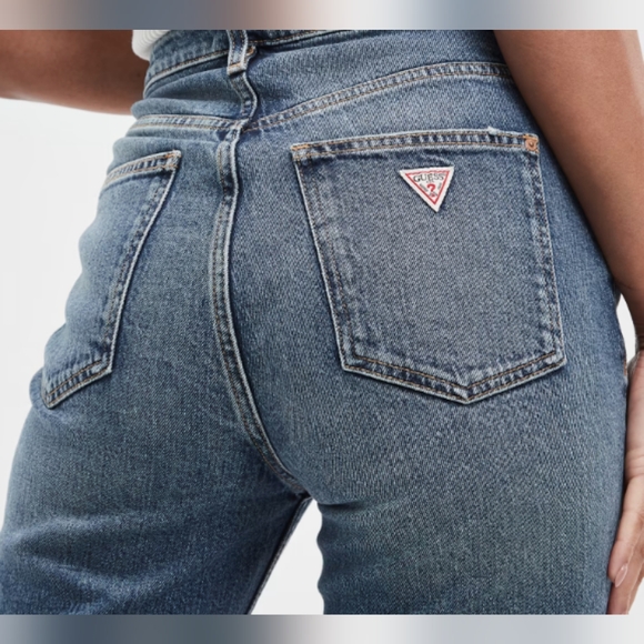 ✨HOST PICK✨ Guess Eco Distressed High Rise Mom Jeans - Picture 2 of 9